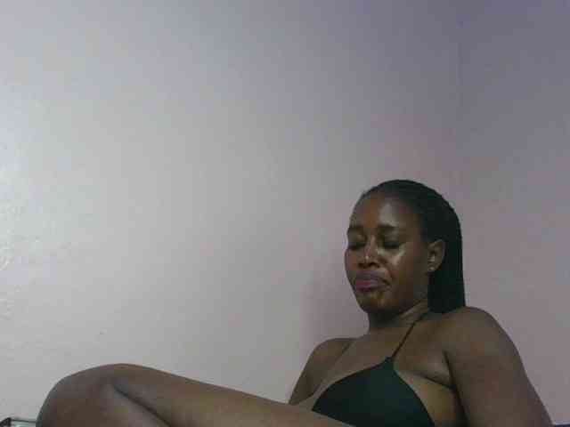 cute-africanah webcam