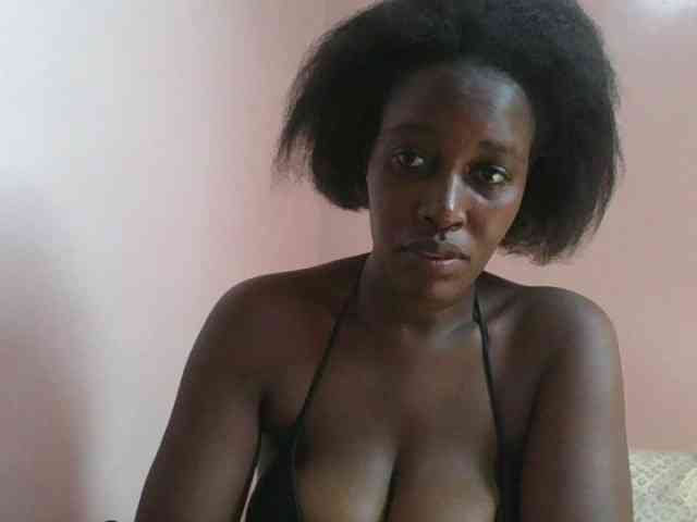 cute-africanah webcam