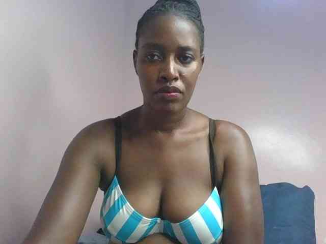 cute-africanah webcam
