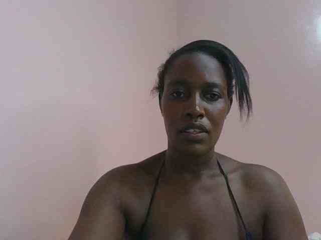 cute-africanah webcam