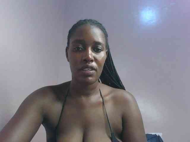 cute-africanah webcam