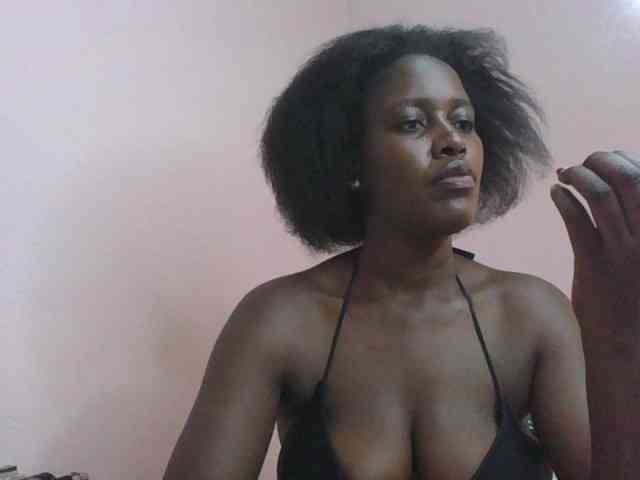 cute-africanah webcam