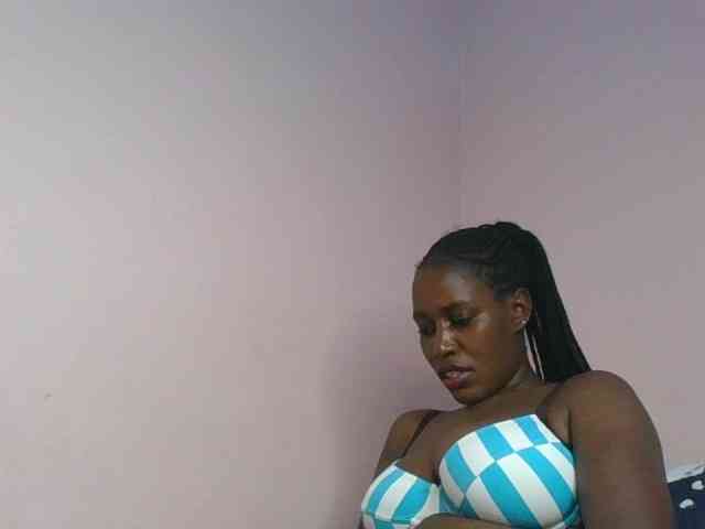 cute-africanah webcam