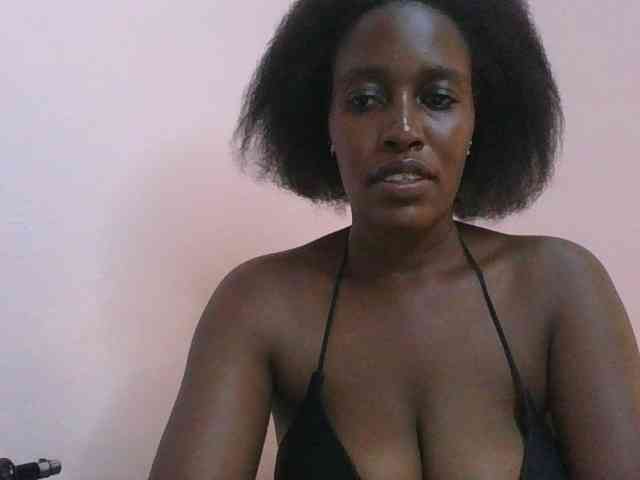 cute-africanah webcam