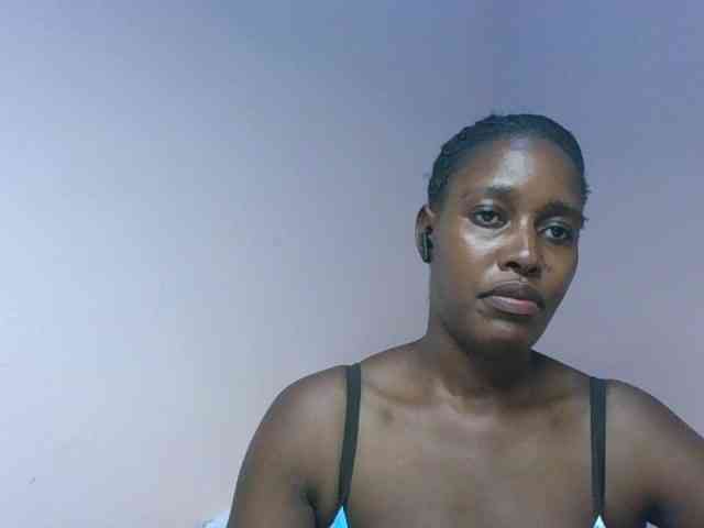 cute-africanah webcam