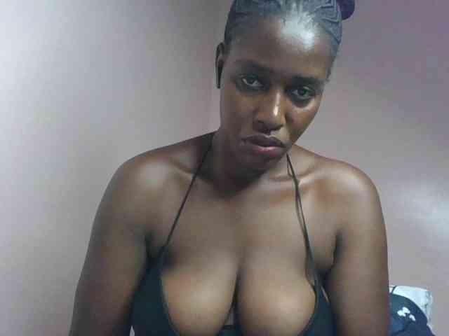 cute-africanah webcam