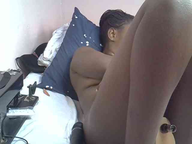 cute-africanah webcam