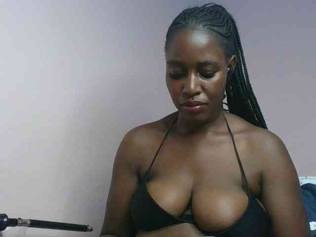 cute-africanah webcam