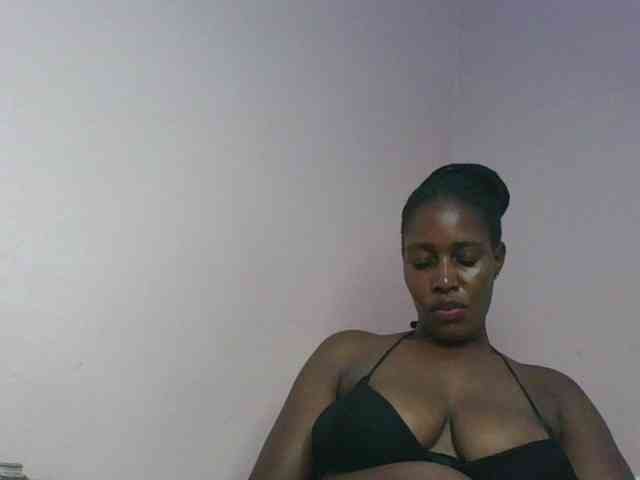 cute-africanah webcam