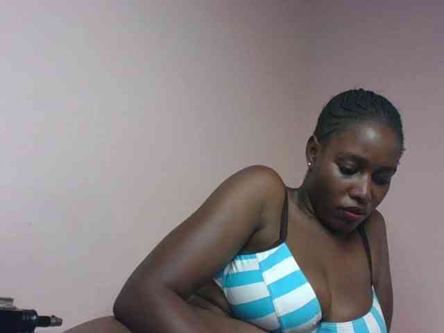 cute-africanah webcam