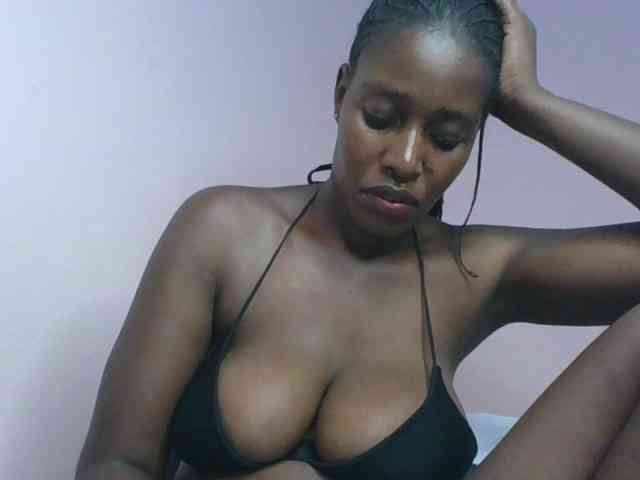 cute-africanah webcam