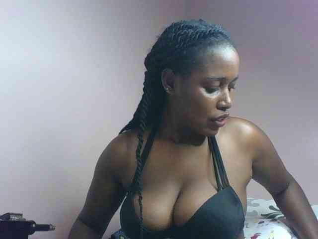 cute-africanah webcam