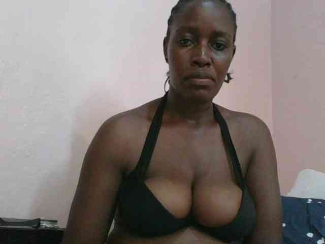 cute-africanah webcam