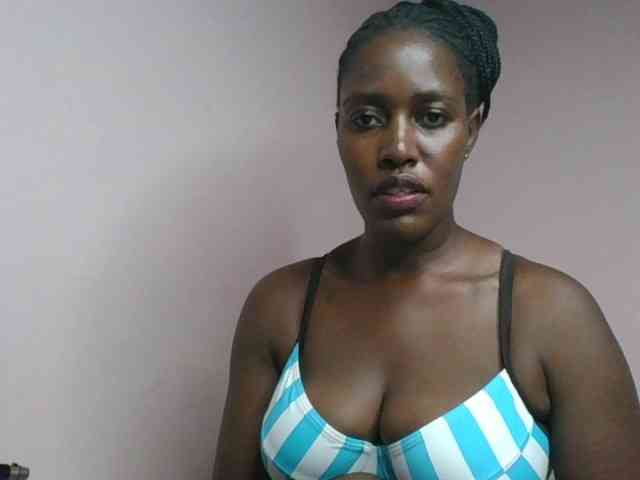 cute-africanah webcam