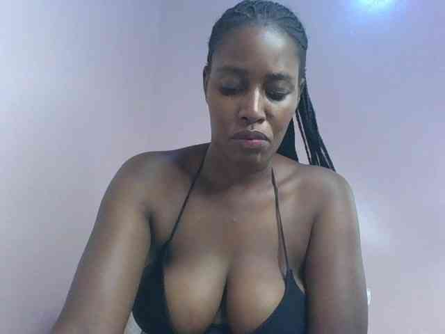 cute-africanah webcam