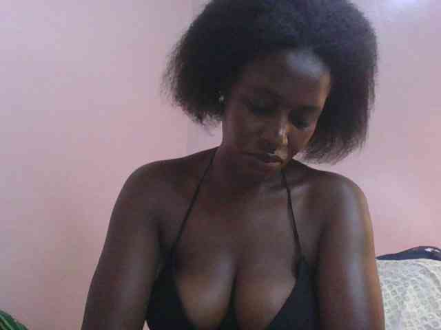 cute-africanah webcam