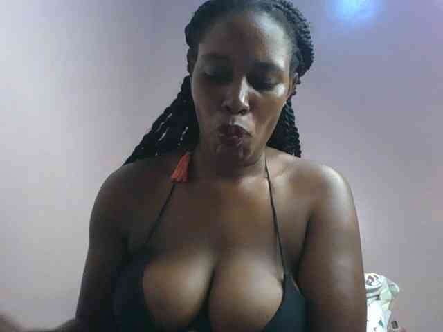 cute-africanah webcam