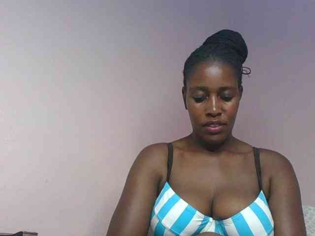 cute-africanah webcam