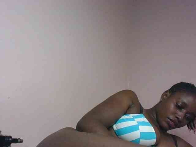 cute-africanah webcam