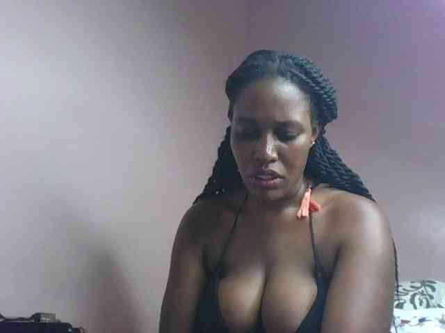 cute-africanah webcam
