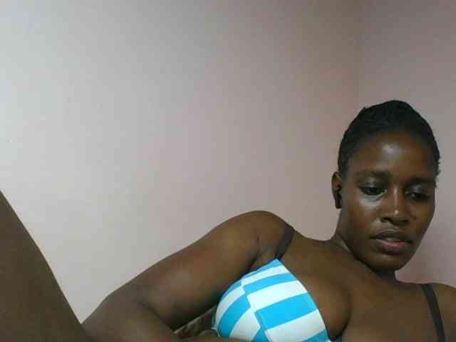 cute-africanah webcam