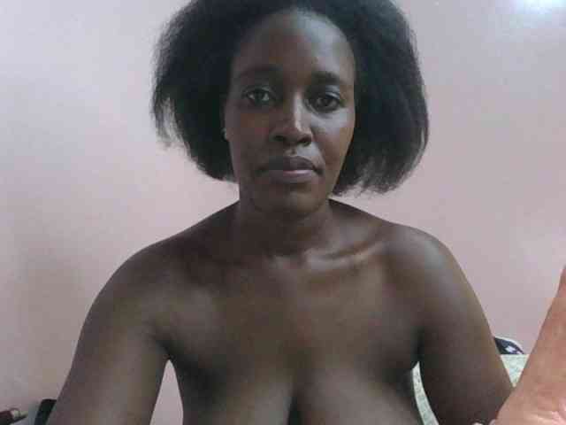 cute-africanah webcam