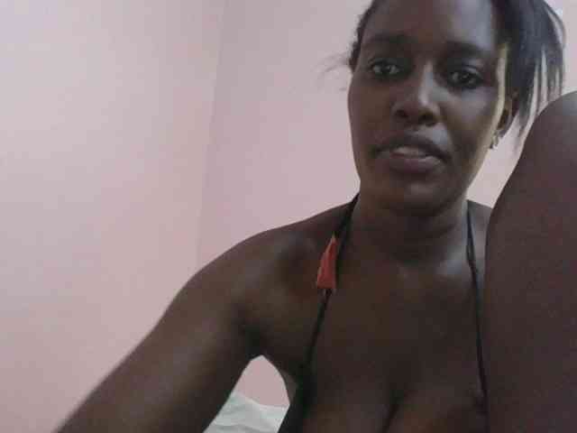 cute-africanah webcam