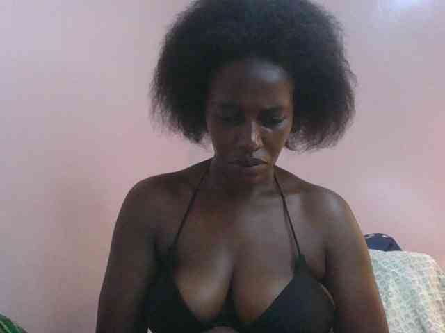cute-africanah webcam