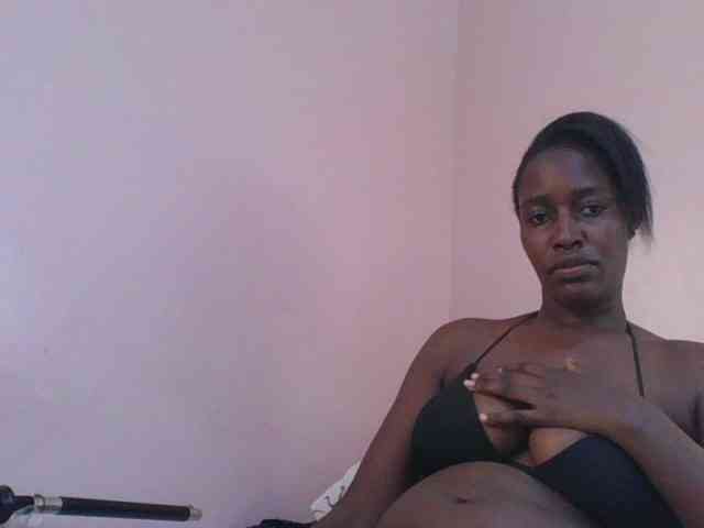 cute-africanah webcam