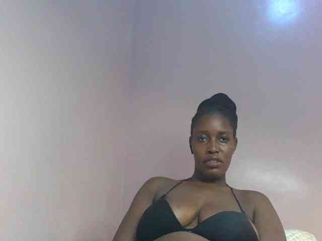 cute-africanah webcam