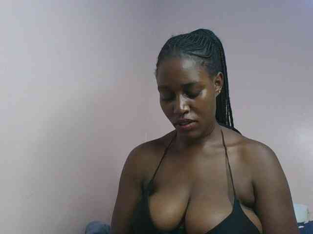 cute-africanah webcam