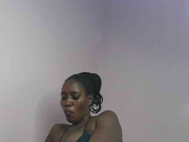 cute-africanah webcam