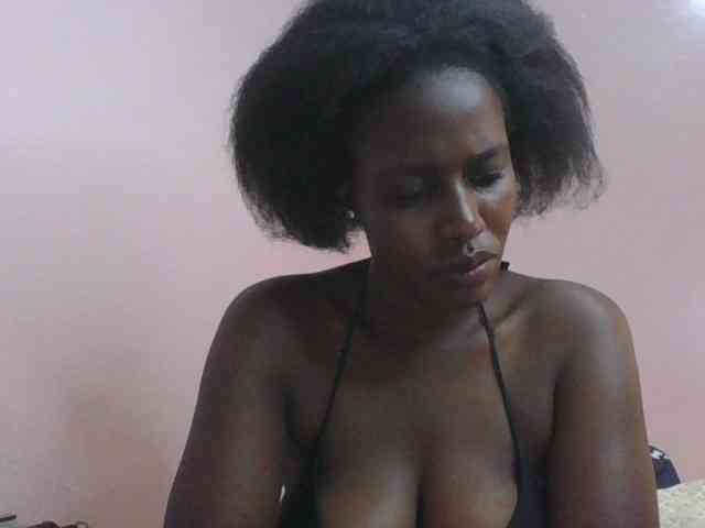 cute-africanah webcam