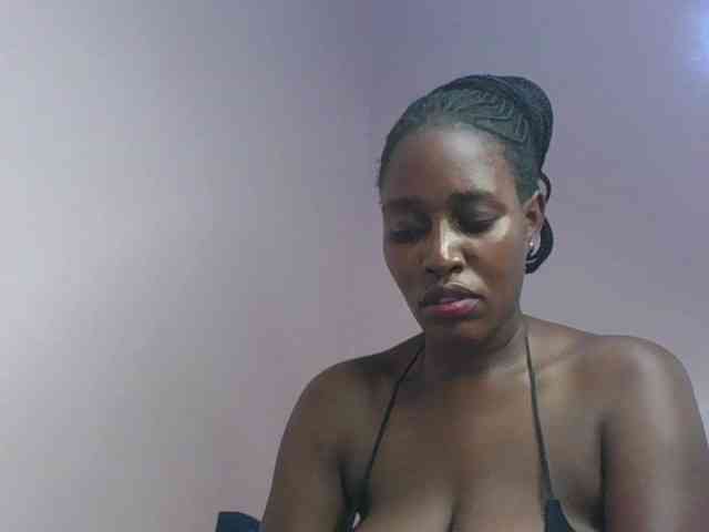 cute-africanah webcam