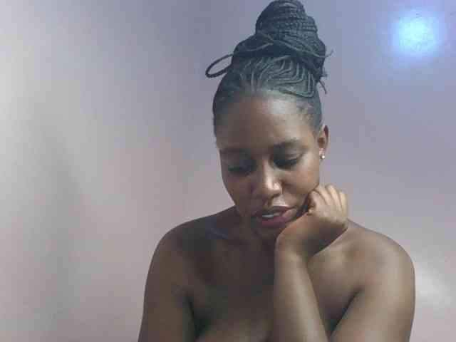 cute-africanah webcam