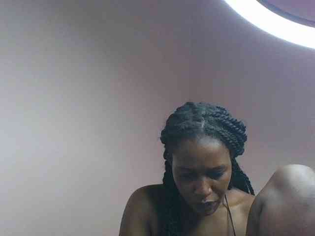 cute-africanah webcam