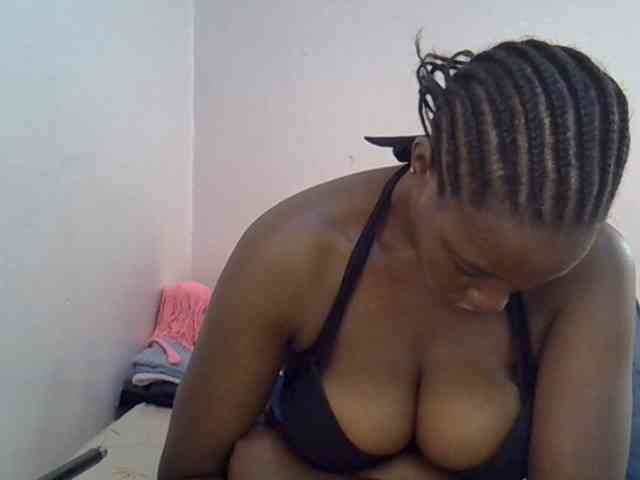 cute-africanah webcam