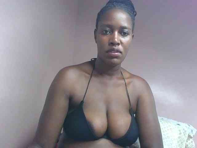 cute-africanah webcam