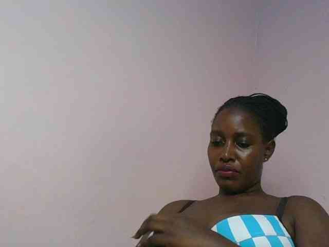cute-africanah webcam