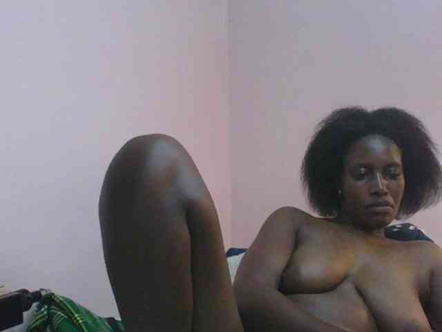 cute-africanah webcam