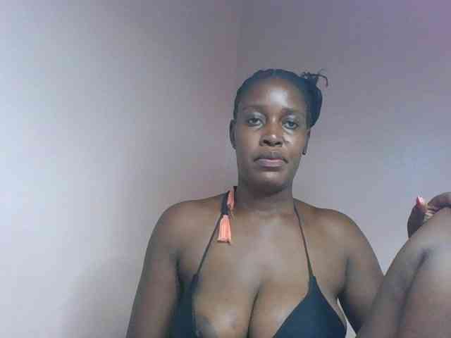 cute-africanah webcam