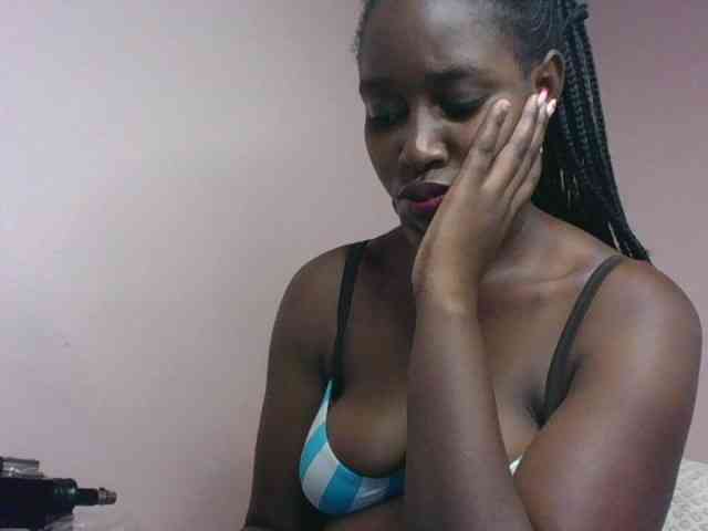 cute-africanah webcam