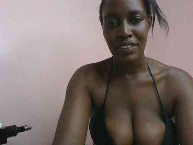 cute-africanah webcam