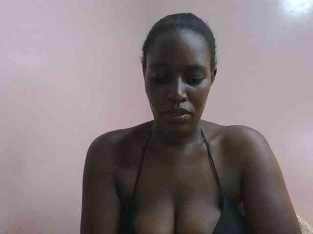 cute-africanah webcam