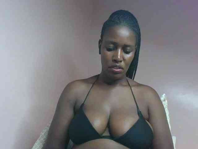 cute-africanah webcam