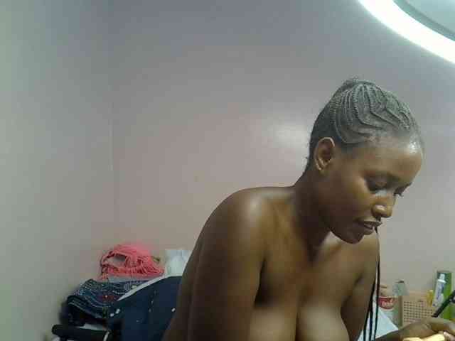 cute-africanah webcam