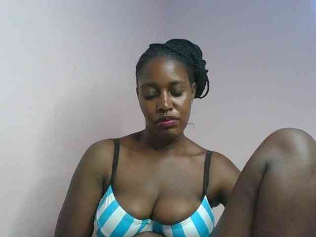 cute-africanah webcam