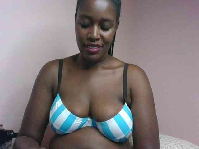 cute-africanah webcam