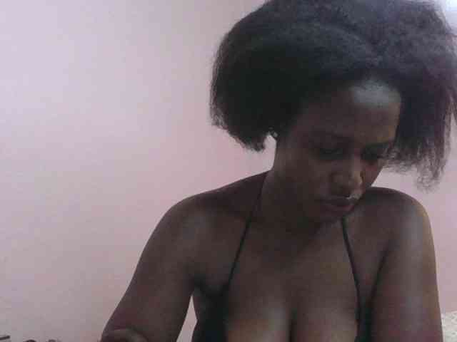 cute-africanah webcam