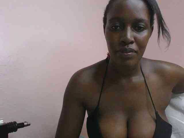 cute-africanah webcam